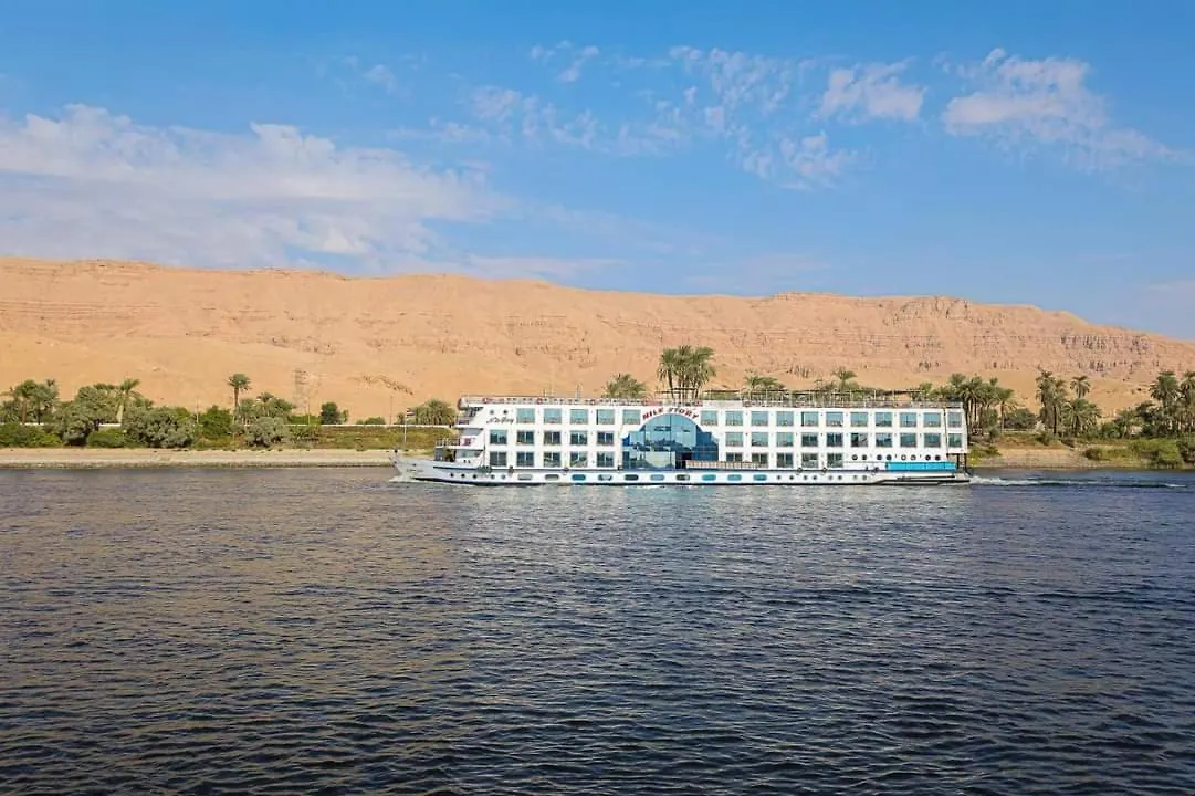 M/S Nephtis Nile Cruise 호텔 룩소르 3*,